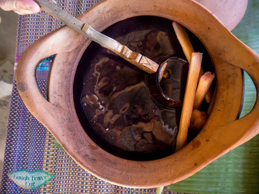 Mon-drink-Sommanus-Farm-Ban-Nong-San-sakon-nakhon-thailand-laugh-travel-eat