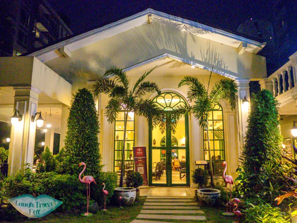 Prai-Raya-restaurant-bangkok-thailand-laugh-travel-eat