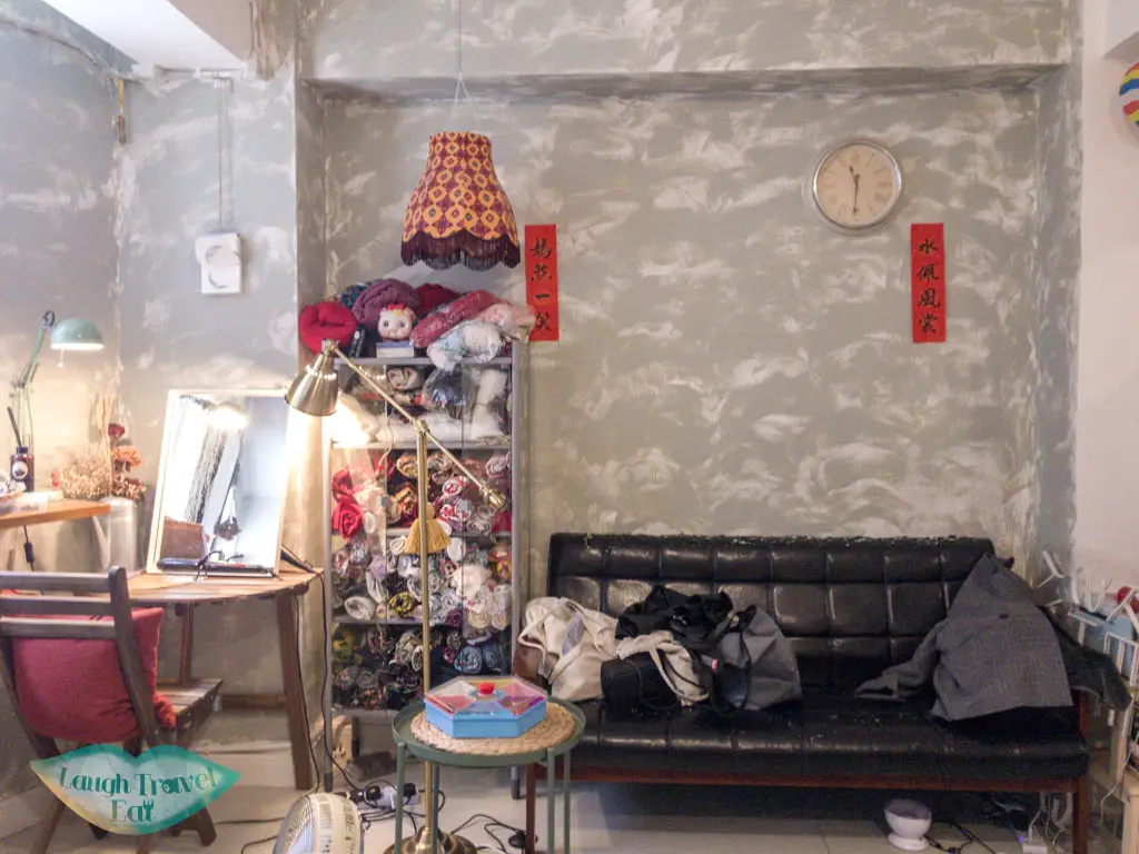 inside-yang-shang-kee-soho-central-hong-kong-laugh-travel-eat
