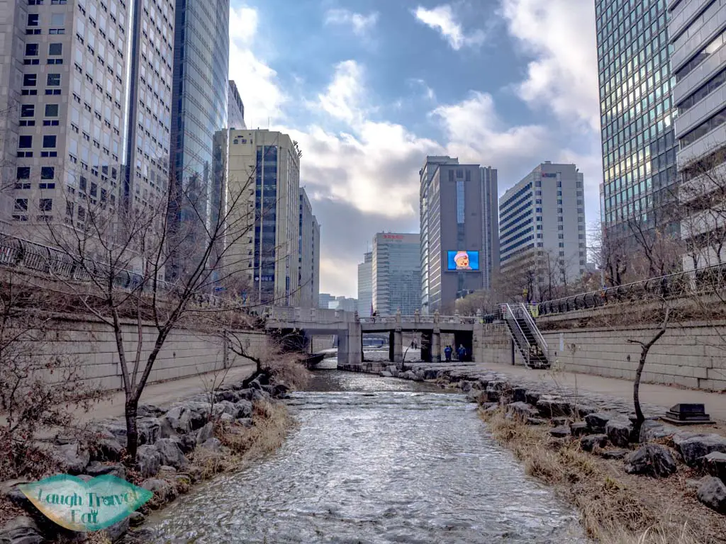 Cheonggyecheon-seoul-south-korea-laugh-travel-eat