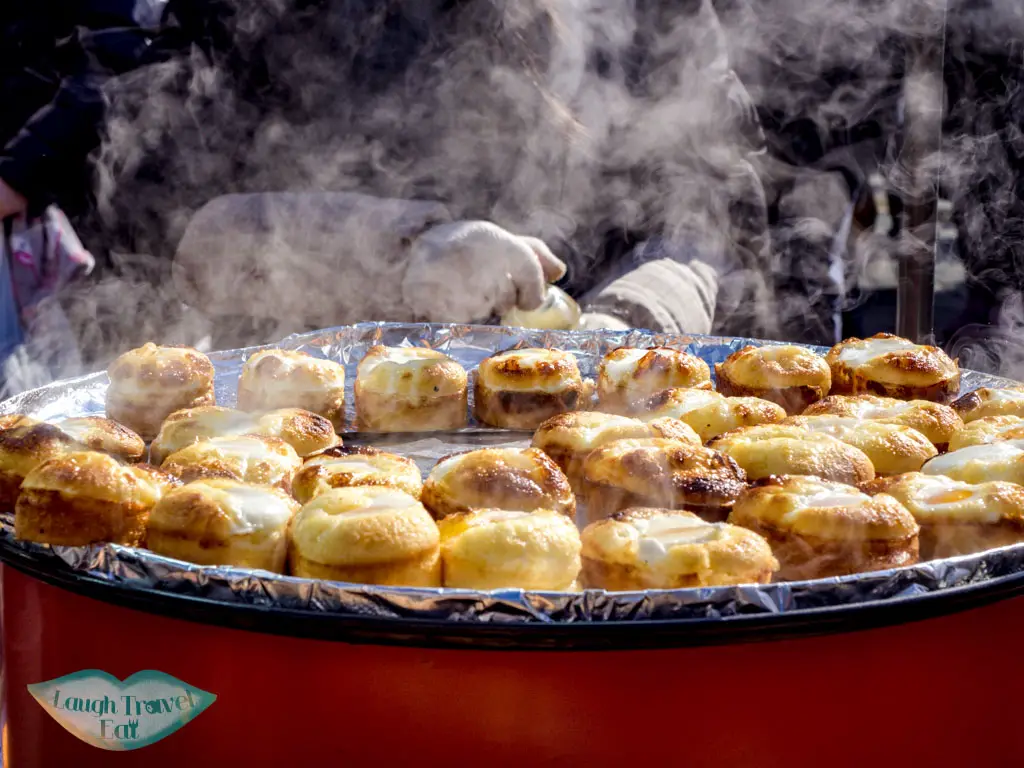 eggy-bread-myeongdong-seoul-south-korea-laugh-travel-eat