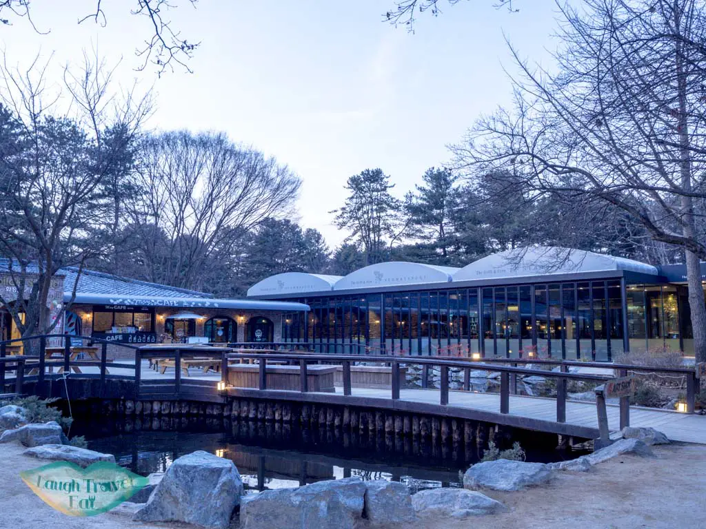 night-1-dinner-nami-island-gangwon-south-korea-laugh-travel-eat