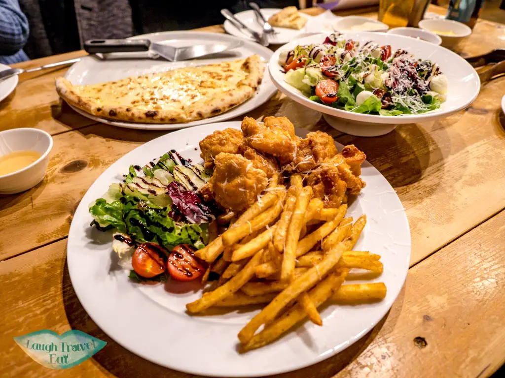 pizza-and-pasta-restaurant-nami-island-gangwon-south-korea-laugh-travel-eat