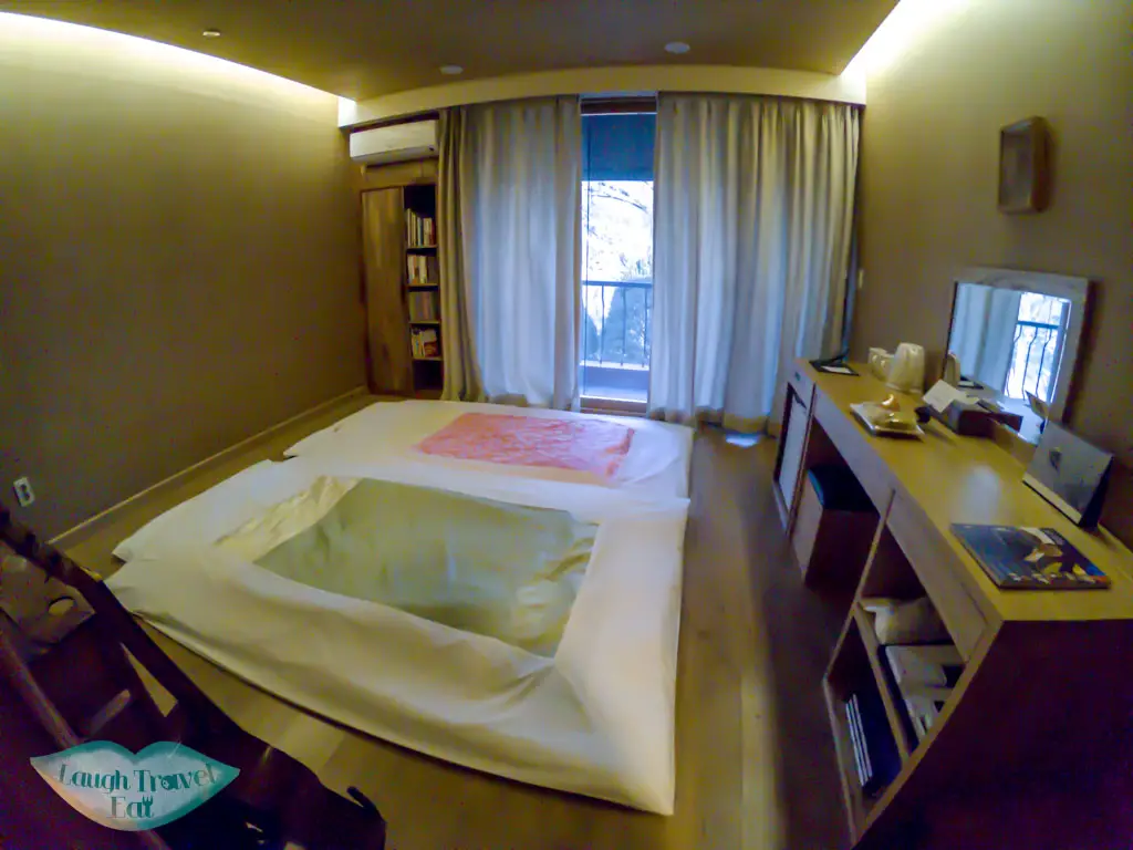 traditional-room-nami-island-gangwon-south-korea-laugh-travel-eat