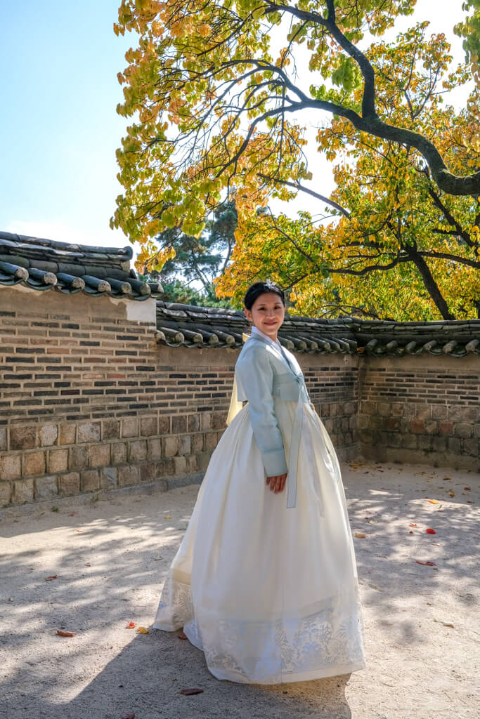 Changdeokgung my outfit close up Yeinbang hanok rental Seoul South Korea _ Laugh Travel Eat-2
