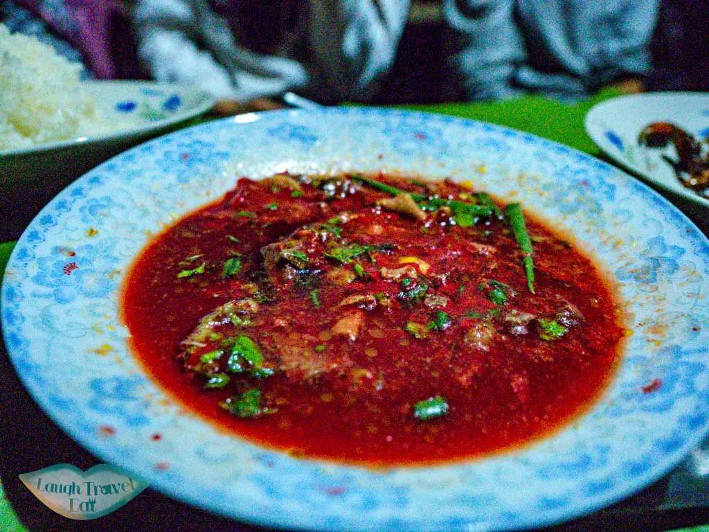 dinner-at-homestay-in-na-lan-village-nam-ha-national-park-luang-namtha-laos-laugh-travel-eat-4