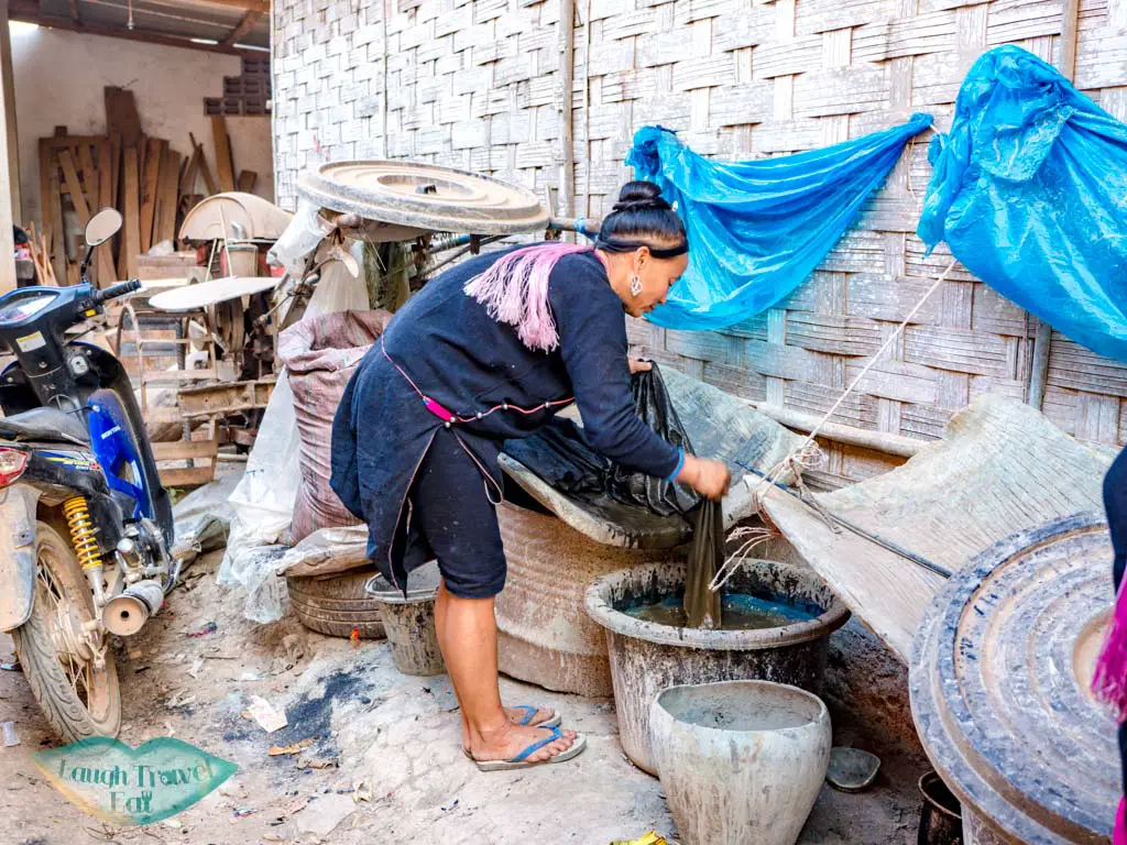 indigo-dying-nam-dee-village-luang-namtha-laos-laugh-travel-eat