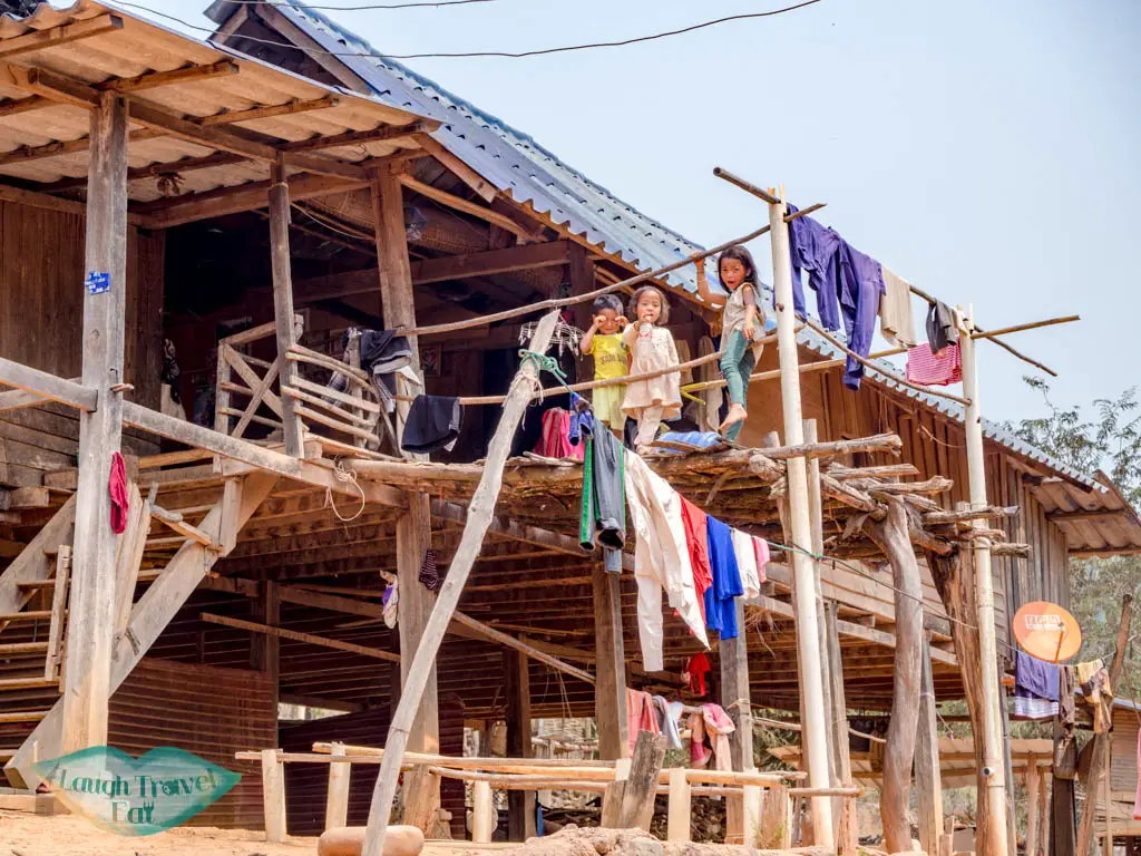 yao-children-muang-sing-tourism-center-luang-namtha-laos-laugh-travel-eat-3