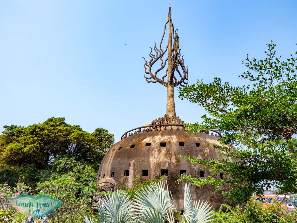 buddha-park-vientiane-laos-laugh-travel-eat