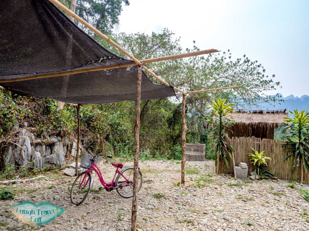 entrance-and-parking-phadeng-hill-vang-vieng-laos-laugh-travel-eat-2