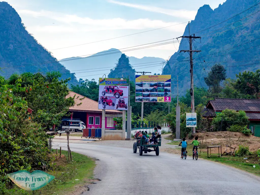 fork-to-pha-ngern-hill-vang-vieng-laos-laugh-travel-eat