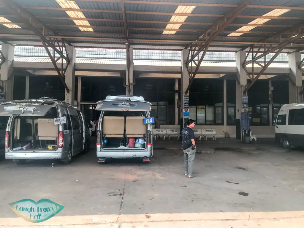 north-bus-station-to-vang-vieng-laos-laugh-travel-eat
