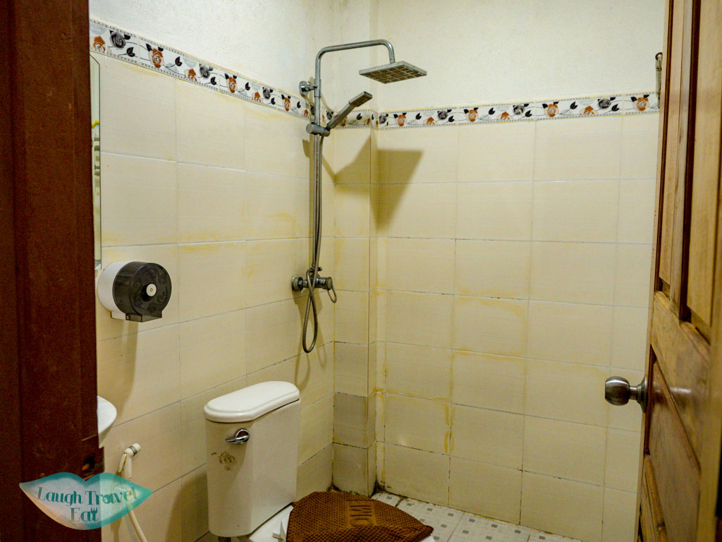 room-in-Oudomsin-Hotel-houay-xay-laos-laugh-travel-eat-2