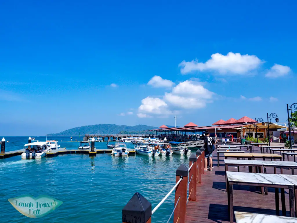 sea-front-jesselton-point-kota-kinabalu-sabah-malaysia-laugh-travel-eat