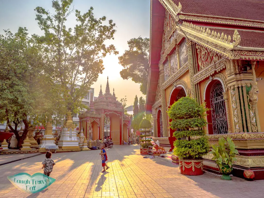 wat-si-muang-vientiane-laos-laugh-travel-eat