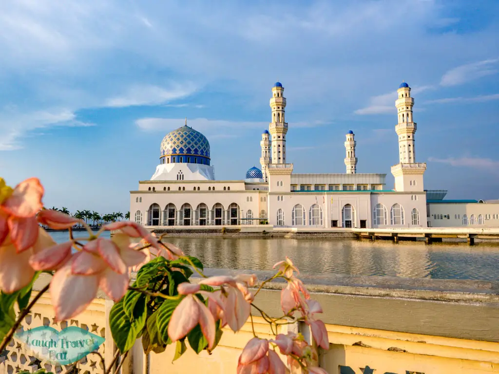 Masjid-Bandaraya-Kota-Kinabalu-kota-kinabalu-sabah-malaysia-laugh-travel-eat