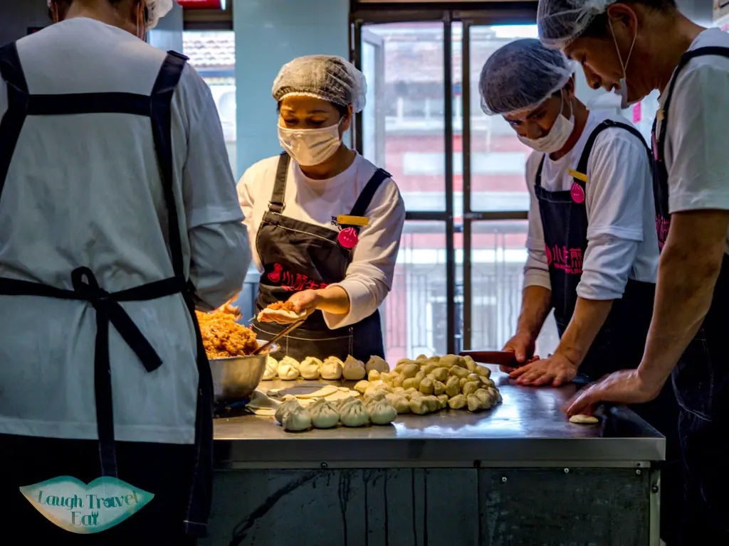 yangs dumpling shanghai china
