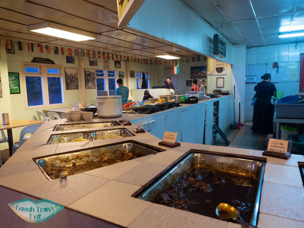 buffet-dinner-laban-rata-panalaban-base-camp-mount-kinabalu-sabah-malaysia-laugh-travel-eat