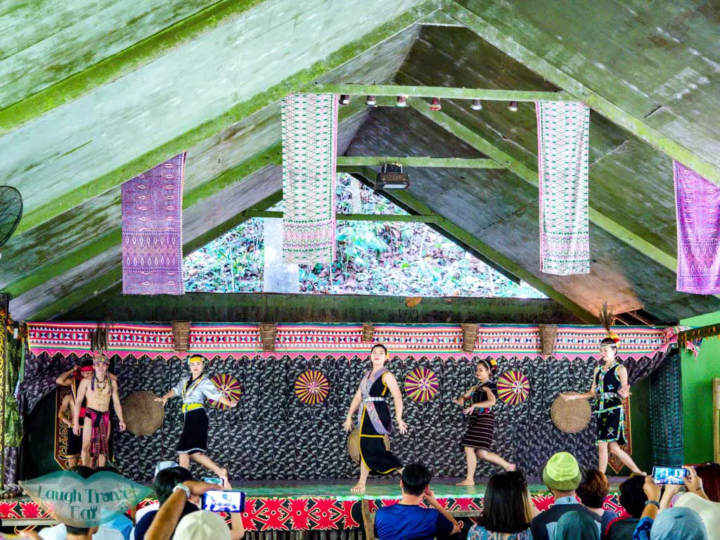 cultural-dance-performance-mari-mari-culture-village-Kota-Kinabalu-kota-kinabalu-sabah-malaysia-laugh-travel-eat