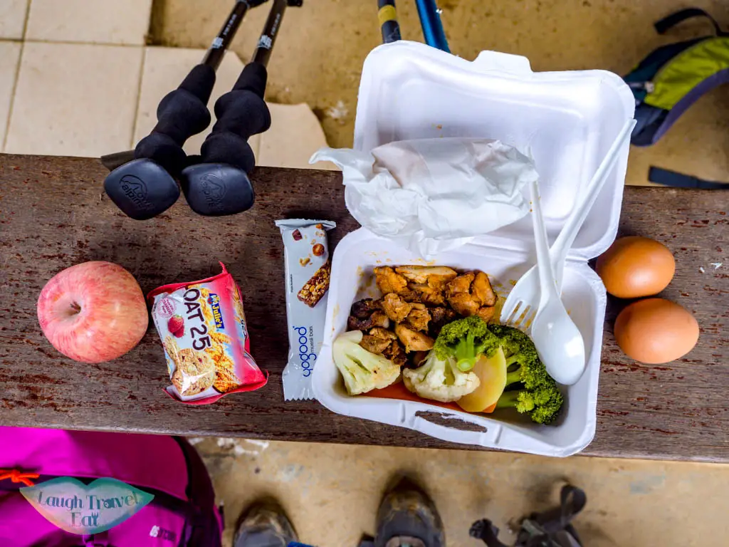 packed-lunch-mount-kinabalu-sabah-malaysia-laugh-travel-eat