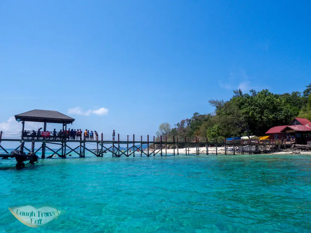 sapi-pier-kota-kinabalu-sabah-malaysia-laugh-travel-eat