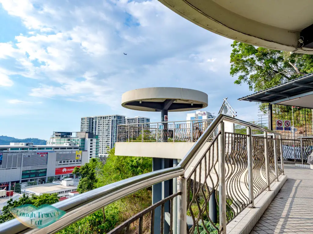 signal-hill-observation-deck-kota-kinabalu-sabah-malaysia-laugh-travel-eat-2