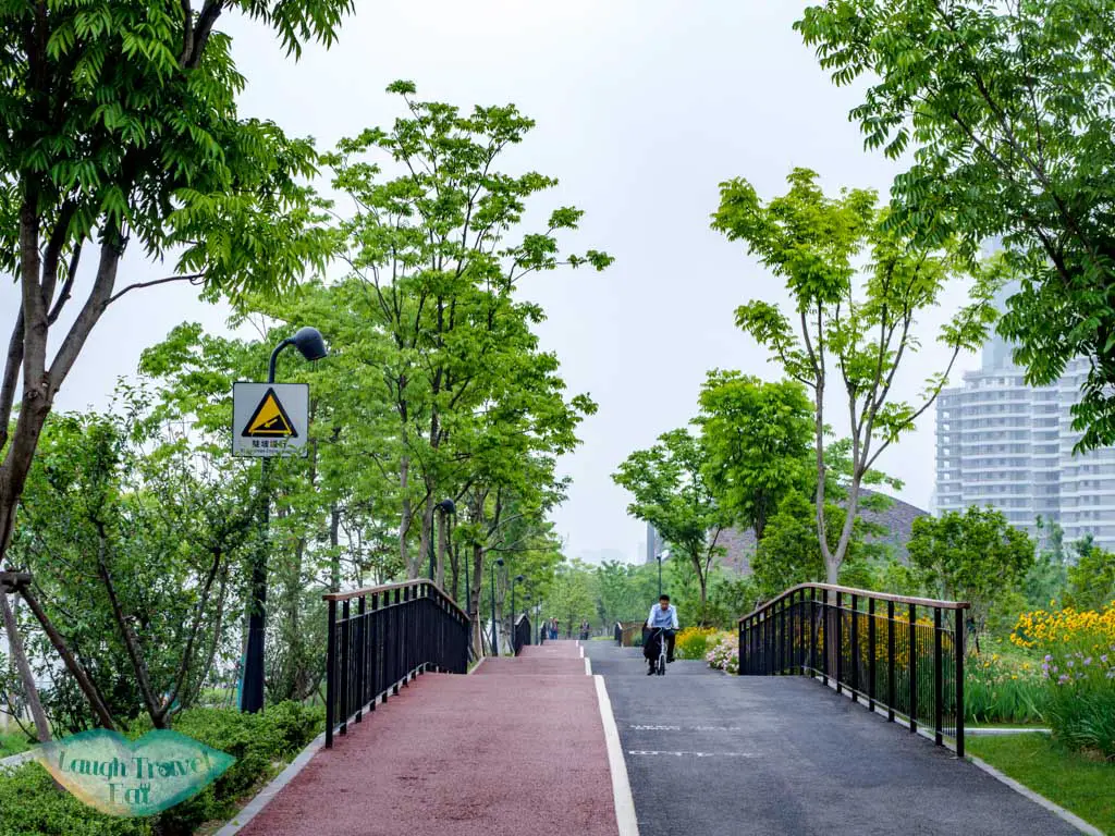 cycling path Binjiang Avenue pudong shanghai china - laugh travel eat