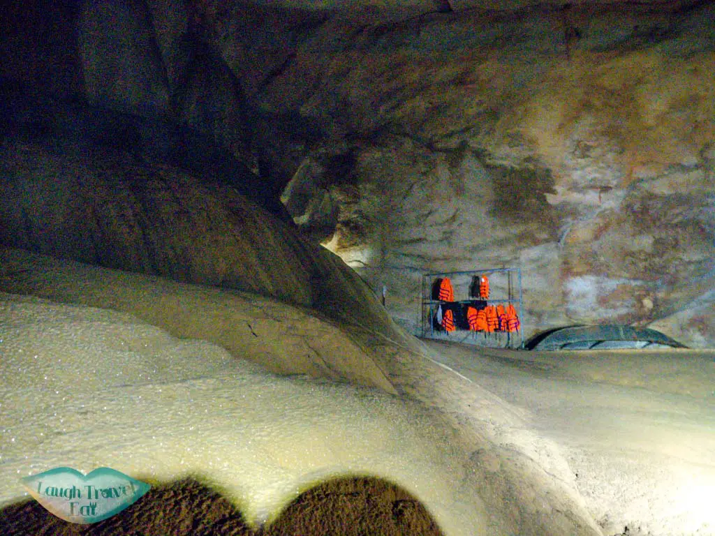 4km marker paradise cave phong nha vietnam - laugh travel eat