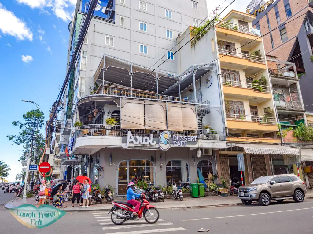 aroi dessert cafe danang vietnam - laugh travel eat-2