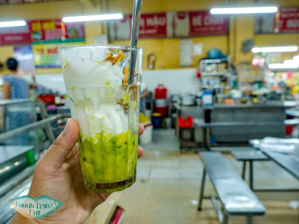 avocado ice cream con market food court danang vietnam - laugh travel eat