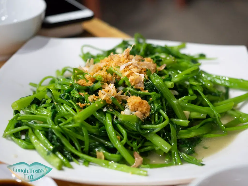 cua bien seafood restaurant danang vietnam - laugh travel eat-5