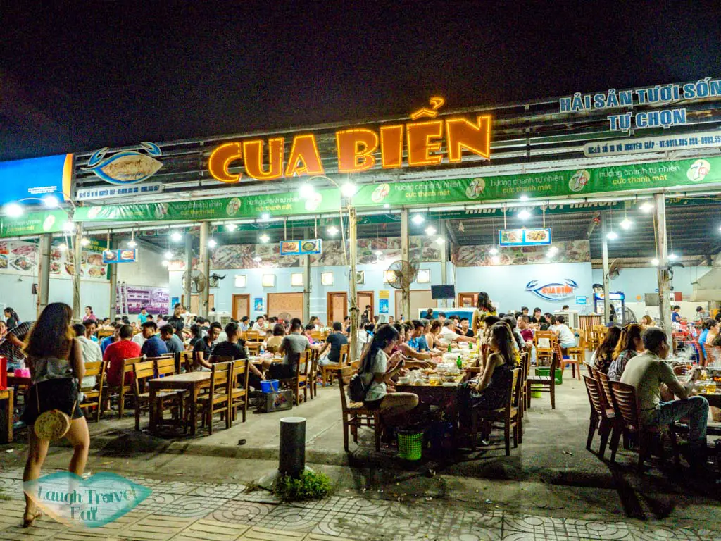 cua bien seafood restaurant danang vietnam - laugh travel eat