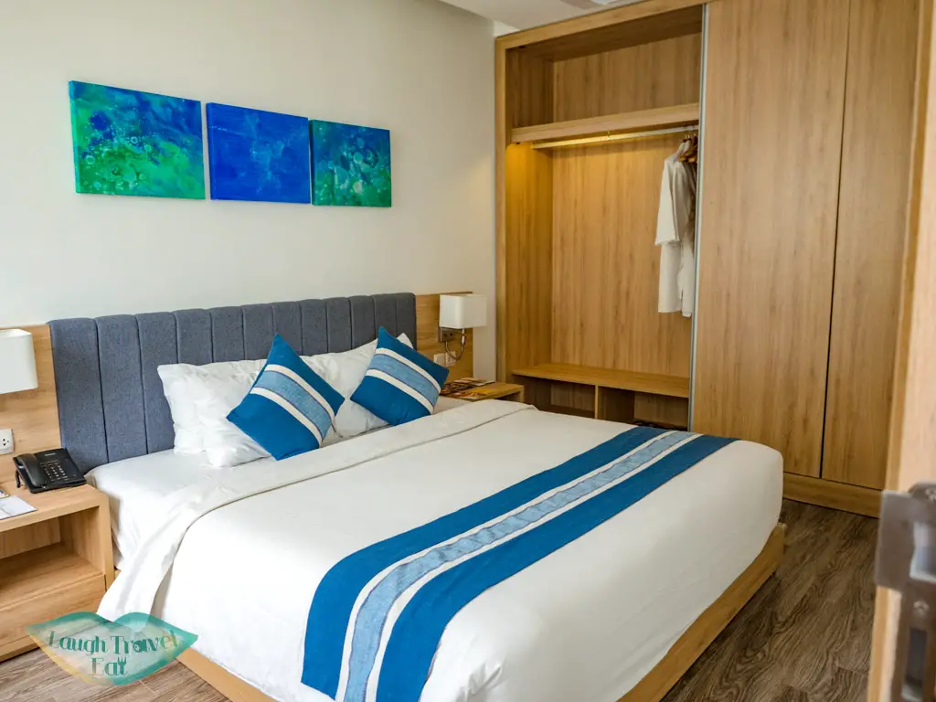 partial seaview suite belle maison parosand danang vietnam - laugh travel eat-3