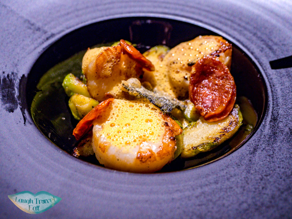 scallops f29 restaurant danang vietnam - laugh travel eat