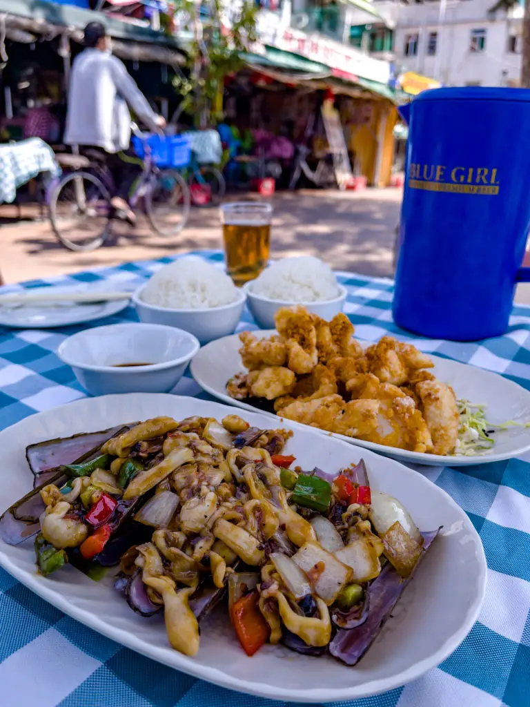 hing lok restaurant seafood cheung chau hong kong - laugh travel eat-2