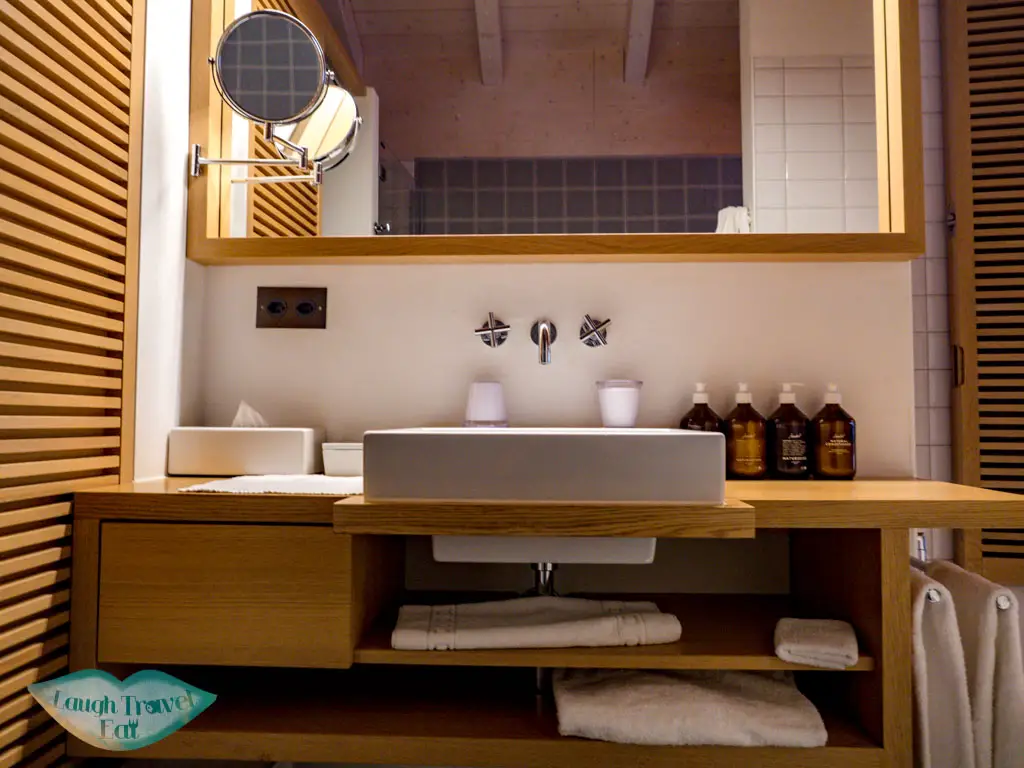 bathroom counter cervo zermatt Switzerland - laugh travel eat