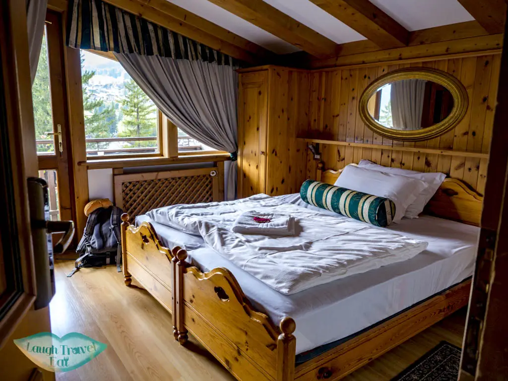 room chiasa lorenzo cortina d'ampezzo dolomites italy - laugh travel eat