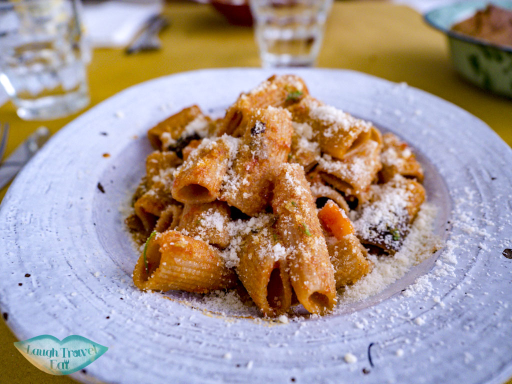 pasta Ristorante È Cucina Leopardi bologna italy - laugh travel eat