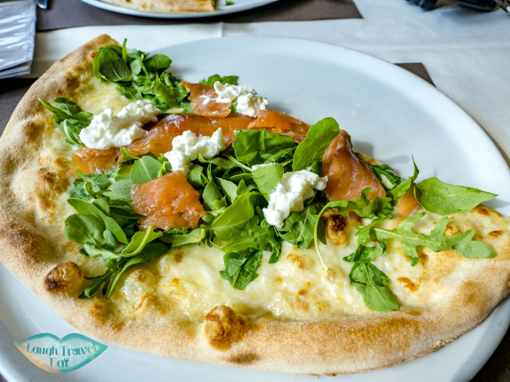 food Pizzeria Ristorante da Roberto treviso veneto italy - laugh travel eat-2