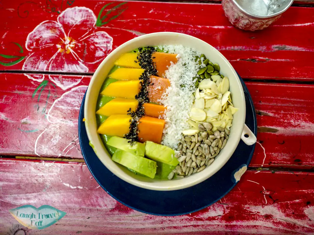 Khunkae's Juice Bar chiang mai thailand - laugh travel eat-2