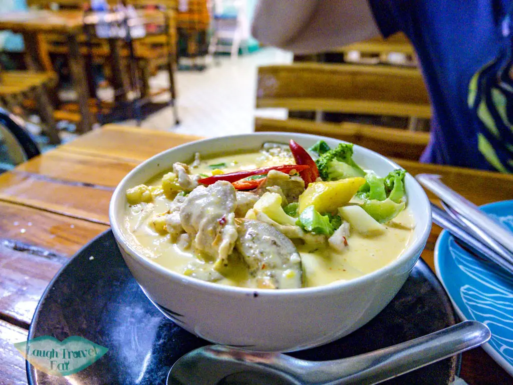 curry cooking love restaurant chiang mai thailand - laugh travel eat
