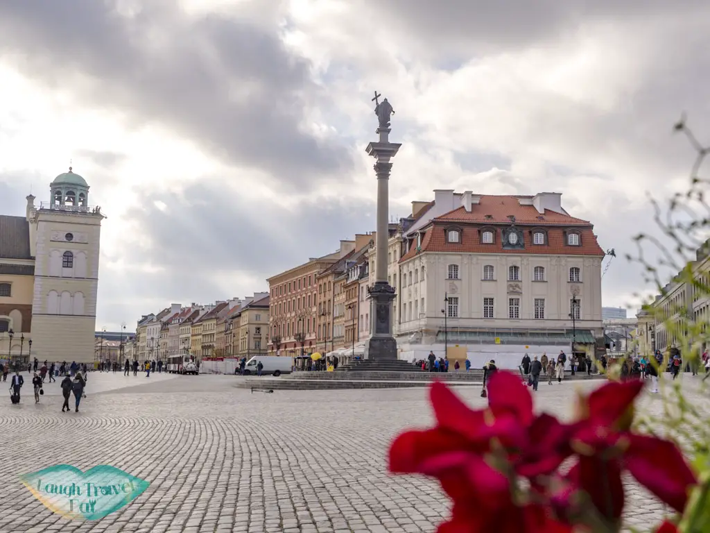 sigismund column old town warsaw poland - laugh travel eat