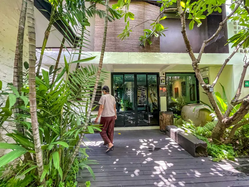 fah lanna spa chiang mai thailand - laugh travel eat