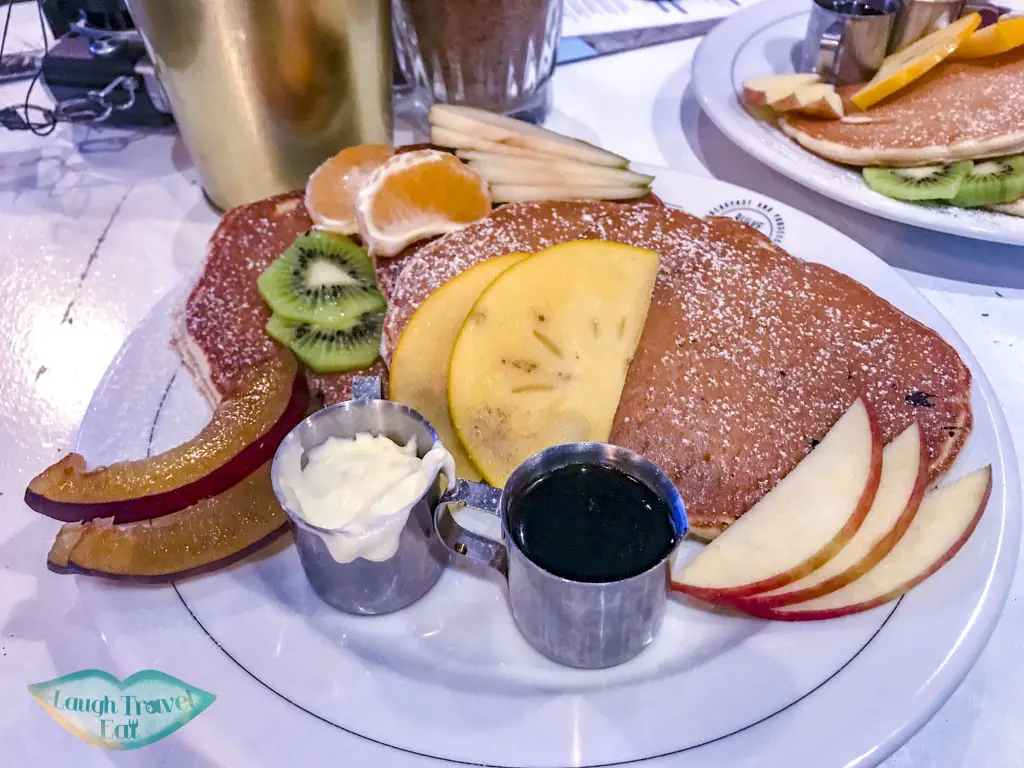 pancake Bułkę przez Bibułkę warsaw poland - laugh travel eat