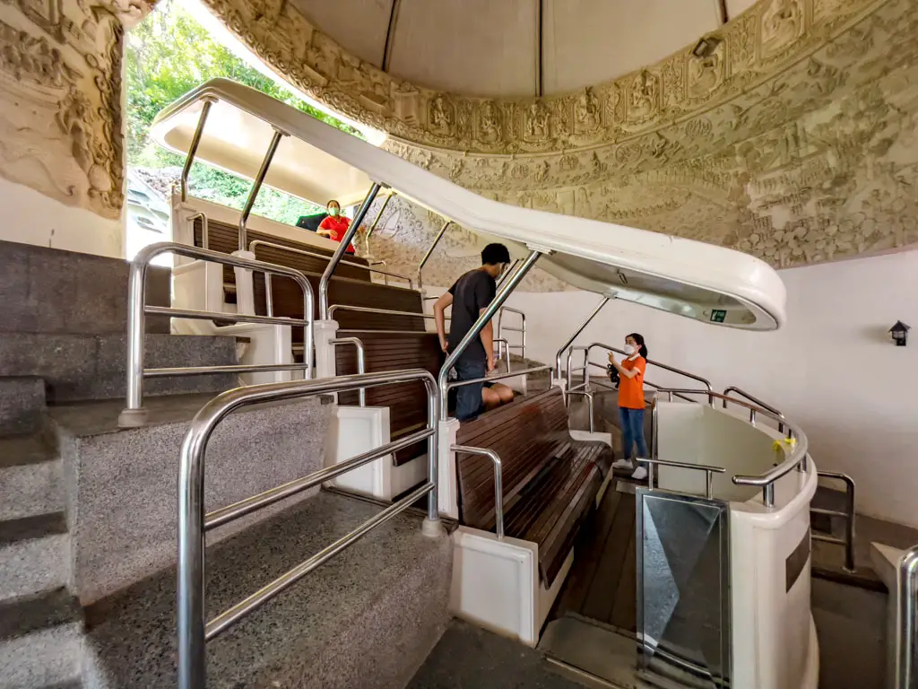 cable car place for khao wang Phra Nakhon Khiri Royal Palace phetchaburi hua hin thailand - laugh travel eat