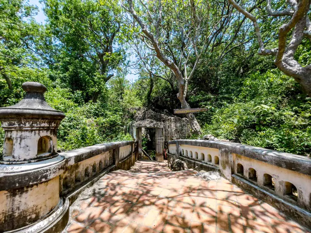 entrance to tham khao luang cave phetchaburi hua hin thailand - laugh travel eat