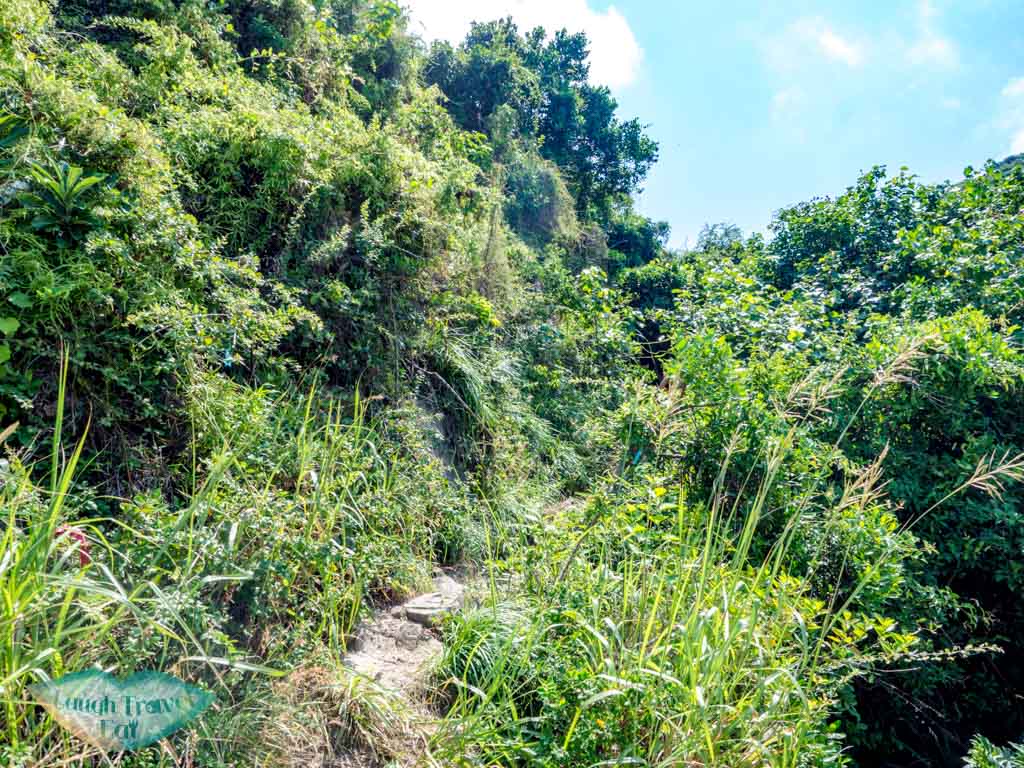 ung kong wan to clasping hand rock bluff island hong kong - laugh travel eat-2