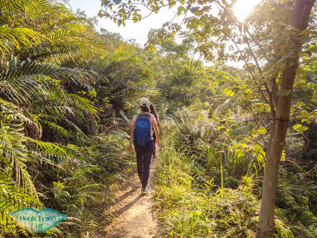 pun to shek to olympic trail lo fu tau lantau island hong kong - laugh travel eat-3