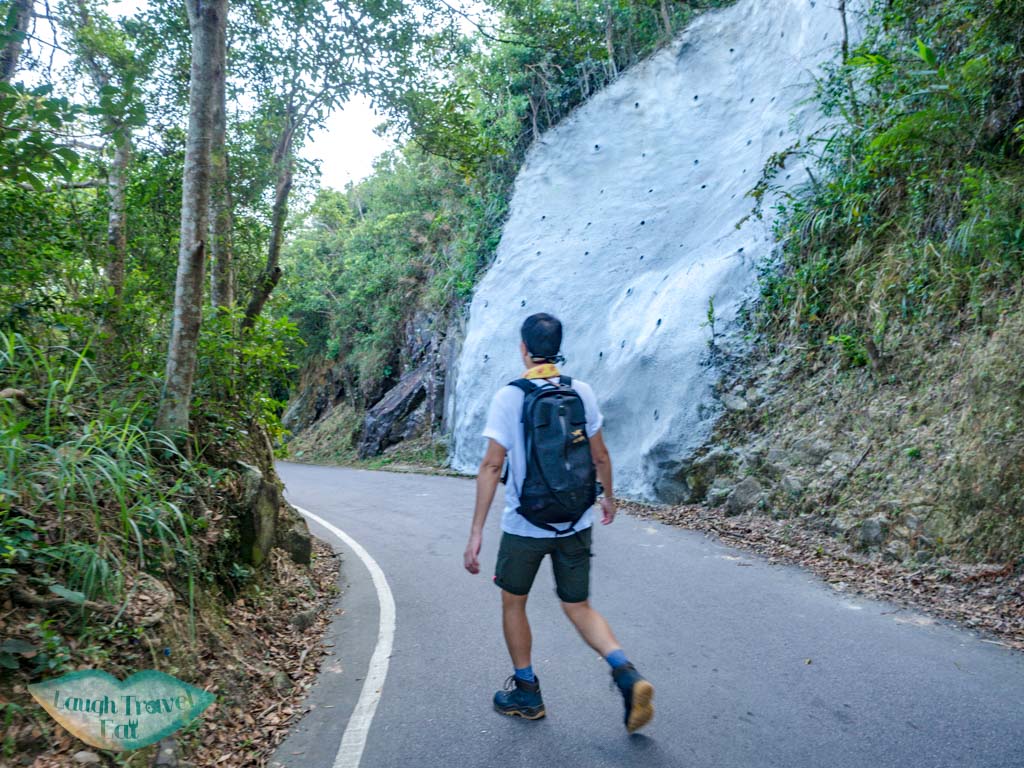 tung yeung shan going down fei ngo shan road kowloon hong kong - laugh travel eat