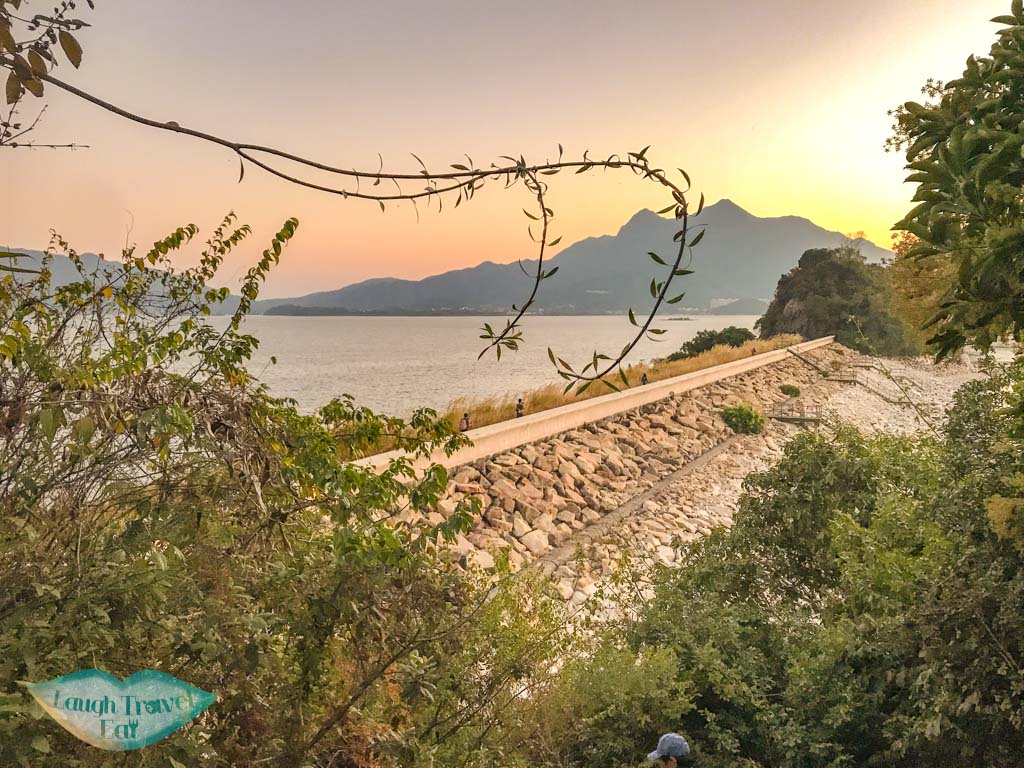 Pak Kung Tsui to tai mei tuk main trail plover cove country park trail hong kong - laugh travel eat
